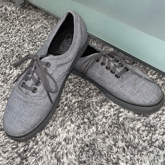 Vans Low Top Grey Lace Up. - Picture 1 of 7